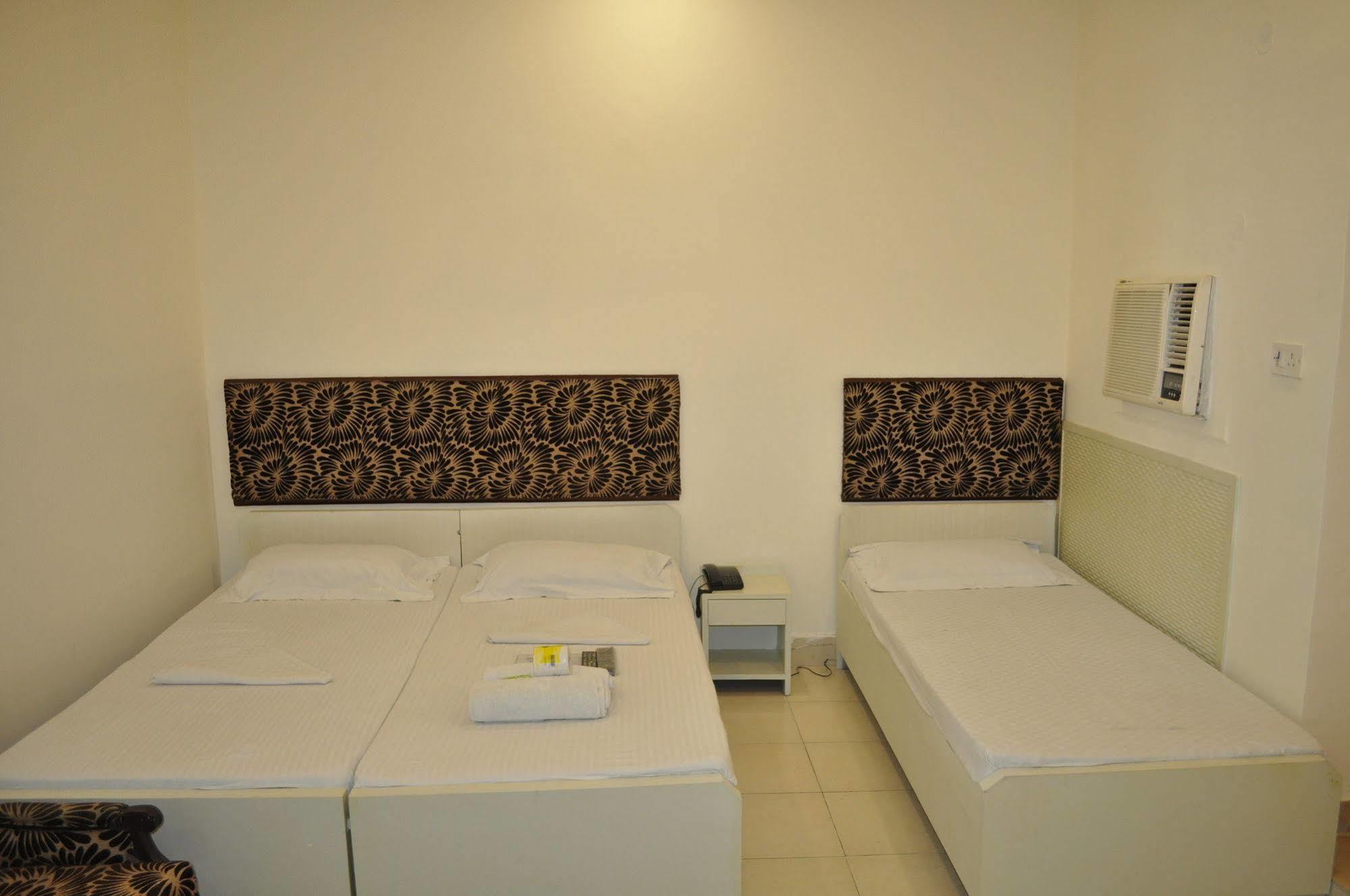 Hotel Kabli Hotel New Delhi